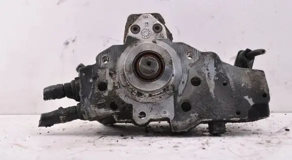 Mercedes-Benz Vito Viano W639 Fuel injection high pressure pump 6480700001