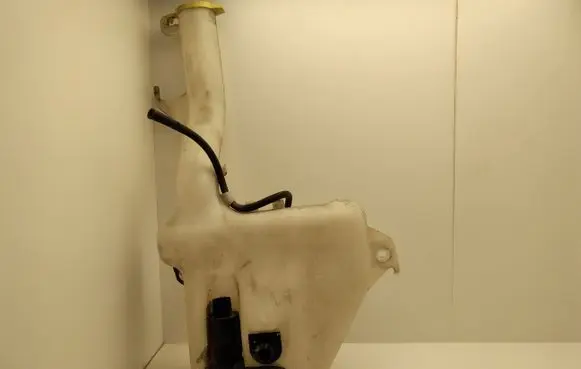 Volkswagen Routan Windshield washer fluid reservoir/tank 05113048AB 05152075AC