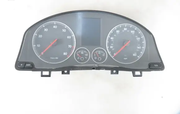 Volkswagen Golf V Speedometer (instrument cluster) 1K0920972EX