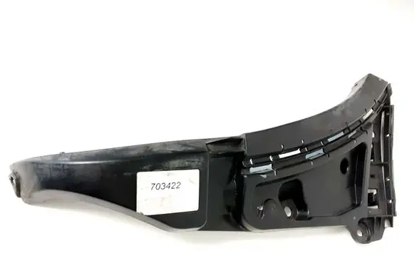 Volvo XC90 Front bumper mounting bracket 08620564
