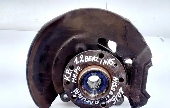 Front wheel hub