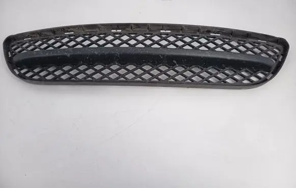 BMW 3 E90 E91 Front bumper lower grill 7154556