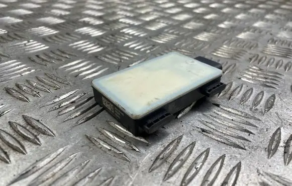 Nissan Qashqai J12 Blind spot module 284N09449R