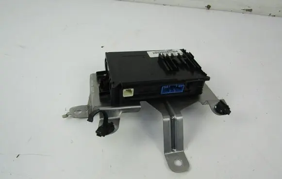Mazda 6 Central body control module KD45675Y0G