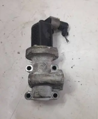 Opel Vectra C EGR valve 55215031