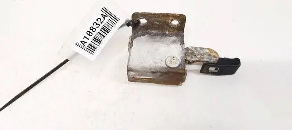 Honda FR-V Fuel tank opening switch 