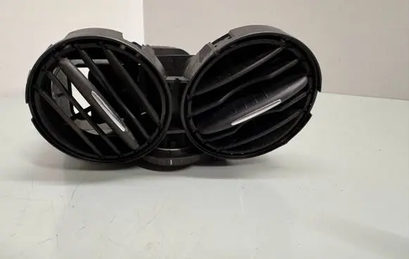 Volkswagen Golf Plus Dash center air vent grill 5M0819061