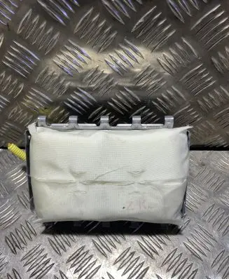 Subaru XV I Passenger airbag