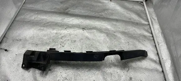 Opel Insignia A Front bumper mounting bracket 1325070