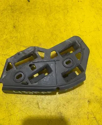 Volkswagen Polo Front bumper mounting bracket 6Q0808184A