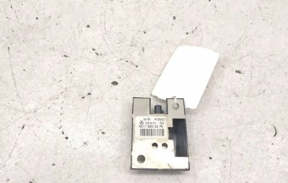 Mercedes-Benz SLK R171 Radio antenna A2118203375 2118203375