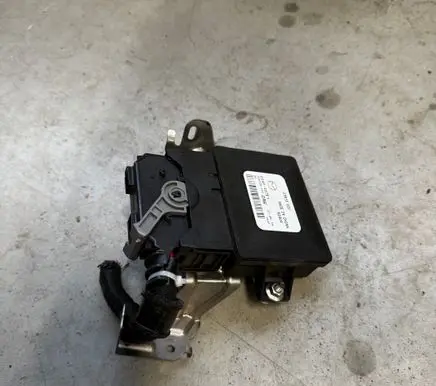 Mazda CX-3 Hand brake control module D24P437E1 K3604