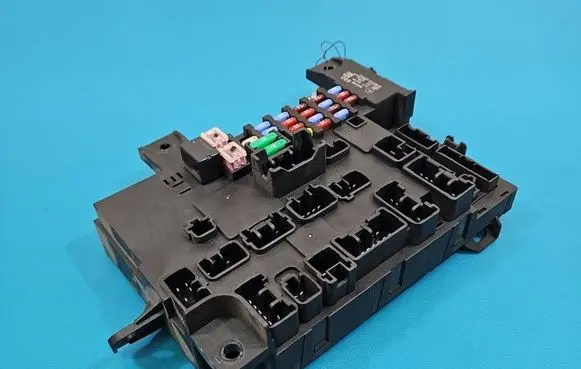 Mitsubishi Eclipse Cross Central body control module 8637B490 IMPRK1580469