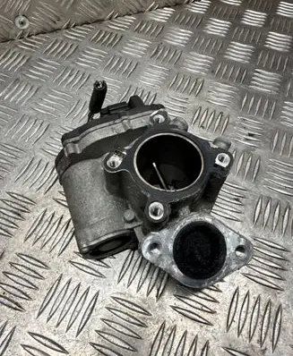 Renault Laguna III EGR valve A2053412016 147105543R CZ11914