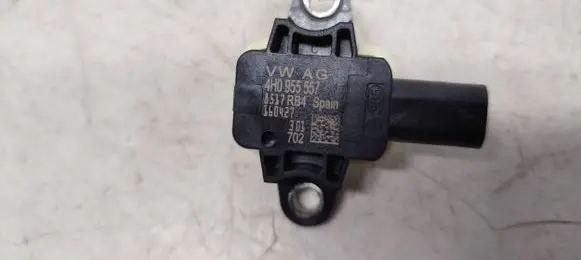 Audi A6 S6 C7 4G Airbag deployment crash/impact sensor 4H0955557 8517RB4 160427