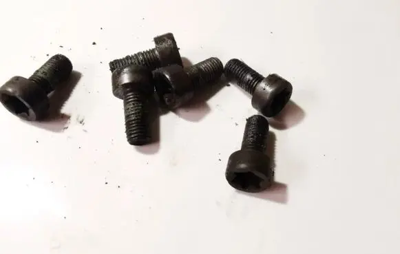 Mazda 3 I Nuts/bolts 