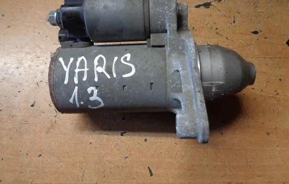 Toyota Yaris Starter motor 281000Y090
