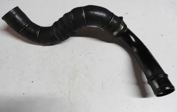 Nissan Qashqai Intercooler hose/pipe 82022m00y798