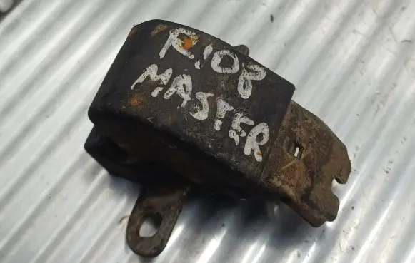Loading door lock