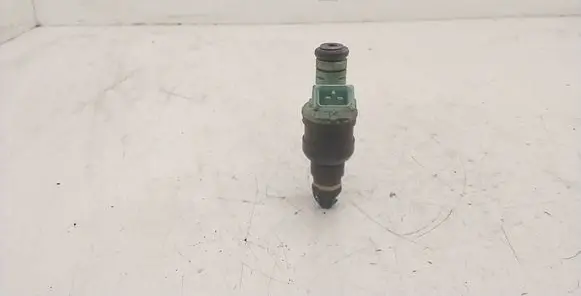 BMW 5 E39 Fuel injector 0280150415