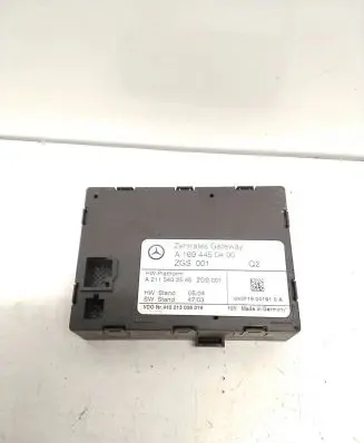 Mercedes-Benz A W169 Gateway control module A1694450400 410213008019