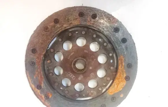 Audi A6 S6 C4 4A Clutch pressure plate 058141031a
