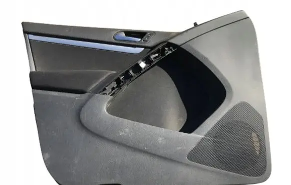 Volkswagen Tiguan Front door card panel trim 5N0867011