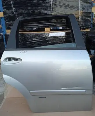 Fiat Croma Rear door