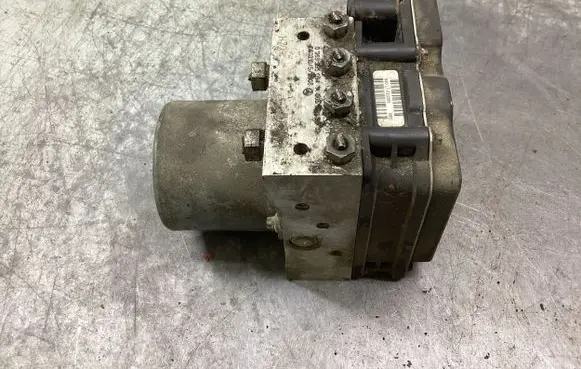 Mercedes-Benz B W245 ABS Pump 0265950505 68308B0862 08568308