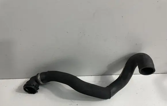 BMW 6 F12 F13 Engine coolant pipe/hose 7605150