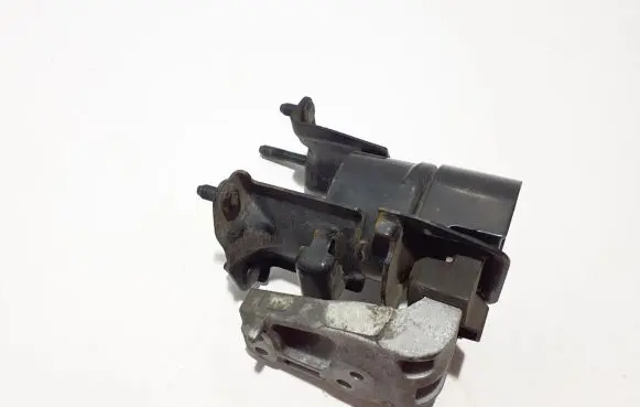 Toyota RAV 4 (XA50) Engine mount bracket 1237125070