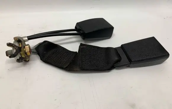 Mercedes-Benz E W124 Middle seatbelt buckle (rear) 1248601696