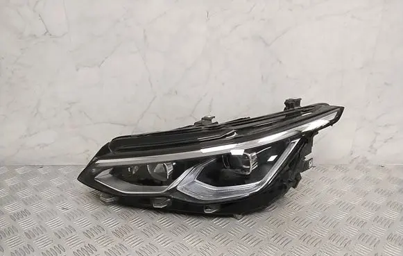 Volkswagen Golf VIII Headlight/headlamp 5H1941035