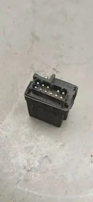 BMW 5 E39 Glow plug pre-heat relay 2246919 72RB510