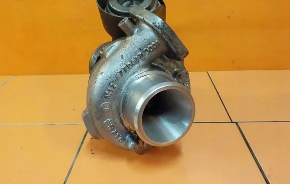 Opel Insignia A Turbo 55552591