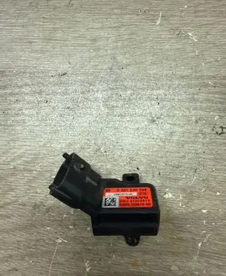 Volvo V70 Air pressure sensor 0261230296 31303975 6G9N12B676AB