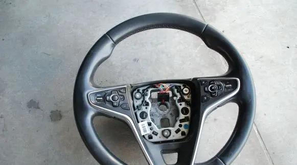 Opel Insignia A Steering wheel 6244267