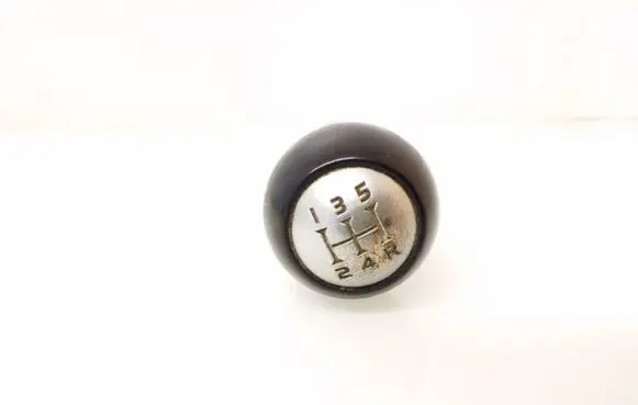 Mitsubishi Colt Gear lever shifter trim leather/knob