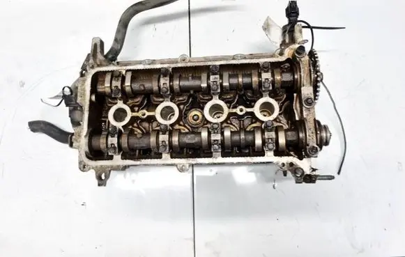 Toyota Prius (XW20) Engine head 