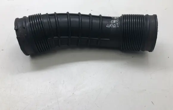 Volvo S80 Air intake hose/pipe 6898050