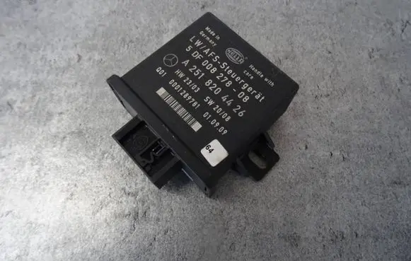 Mercedes-Benz R W251 Xenon control unit/module A2518204426 2518204426 5DF008278-08
