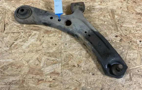 Suzuki SX4 Front control arm 