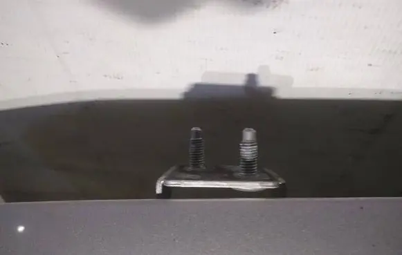 Ford Focus Tailgate/trunk/boot hinge