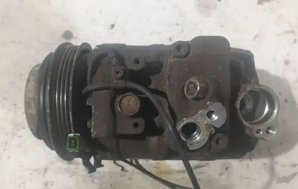 Audi A6 S6 C5 4B Air conditioning (A/C) compressor (pump) 4B0260805C