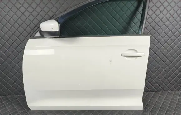 Skoda Rapid (NH) Front door 