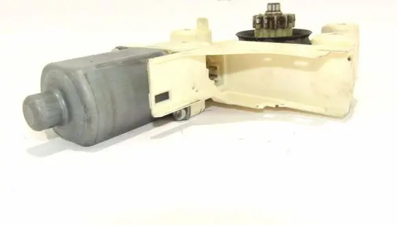 Ford Focus Front door window regulator motor 4M5T14553