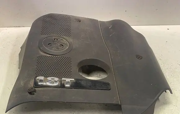 Volkswagen PASSAT B5 Engine cover (trim) 058103724AE 058103724AC