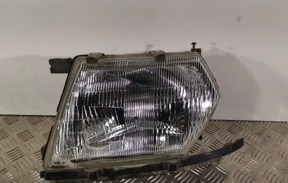 Nissan Patrol 4W60 Headlight/headlamp