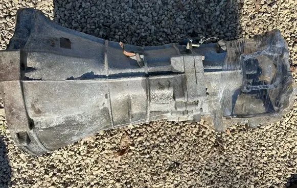 Nissan Patrol Y60 Manual 5 speed gearbox 3201022J00