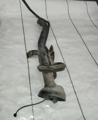 Nissan Navara D40 Oil fill pipe 